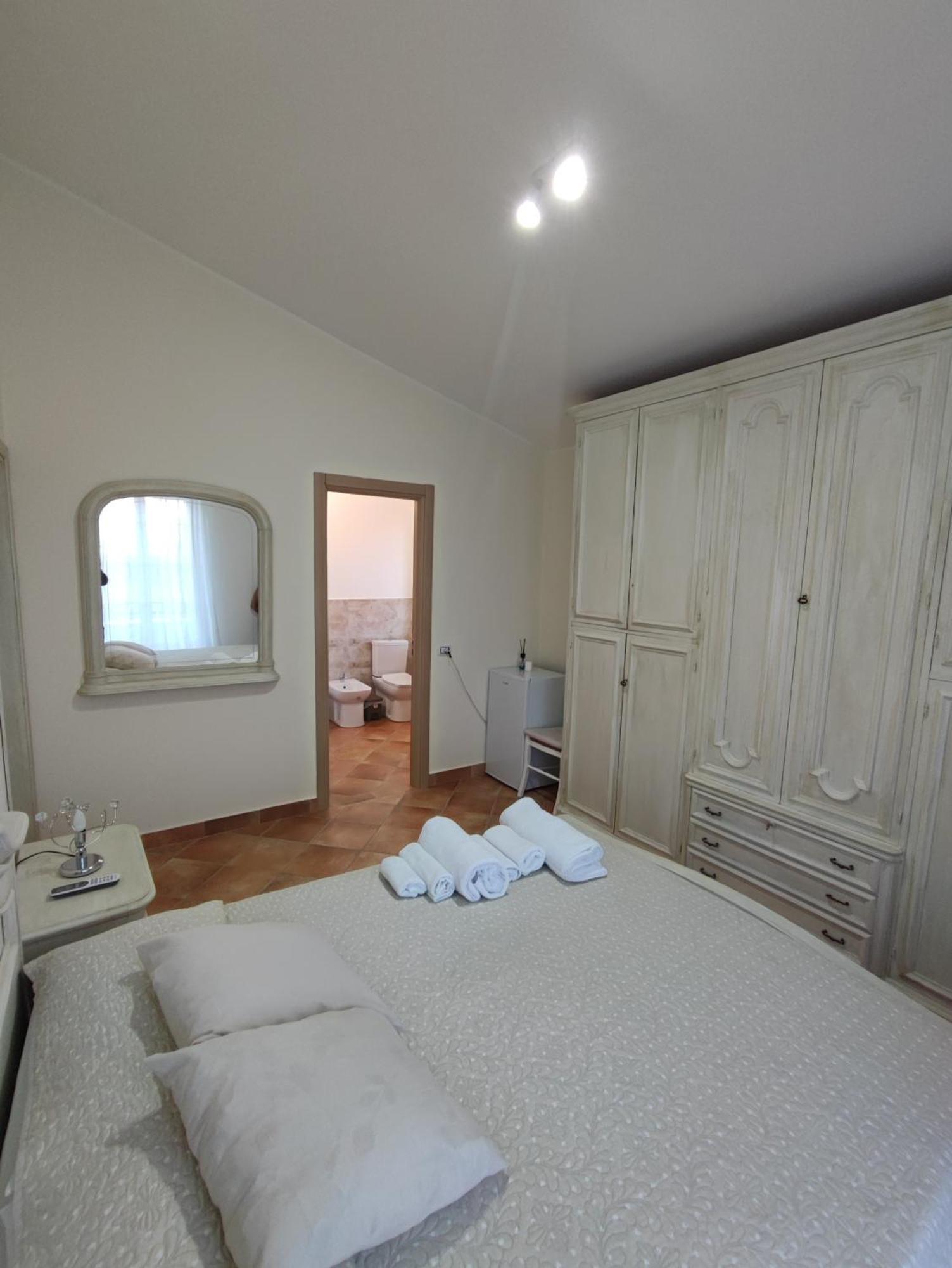 B&B Villa Antonella Пьяцца-Армерина Экстерьер фото
